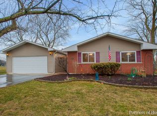 21W341 Drury Ln, Lombard, IL 60148