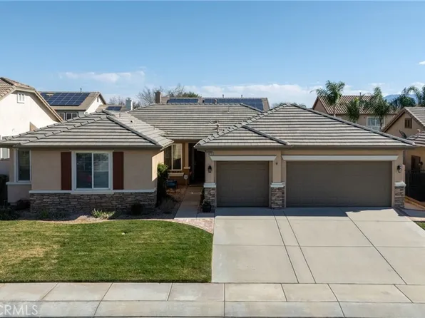 1070 Waterleaf Ct, Beaumont, CA 92223