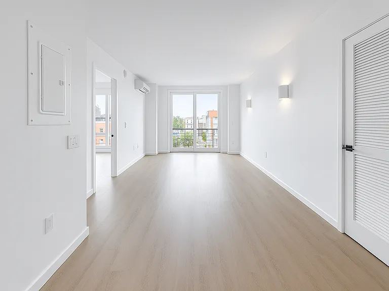 1051 Pacific St #3B — Photo 3