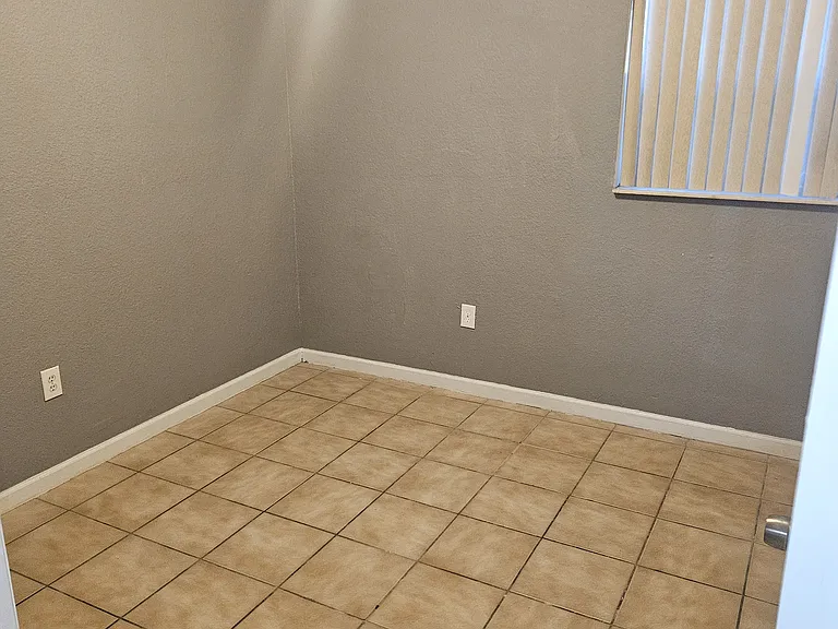 Bedroom #1