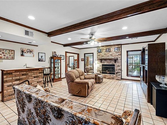 5th image of 7744 Unity Dr