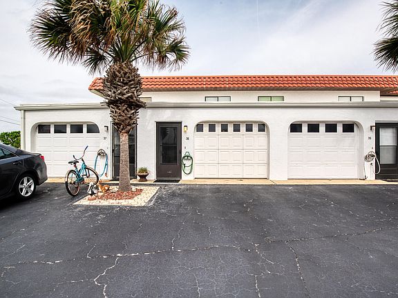 3rd image of 3700 S Ocean Shore Blvd APT 36