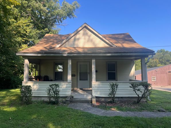 23 Cedar Ave #A