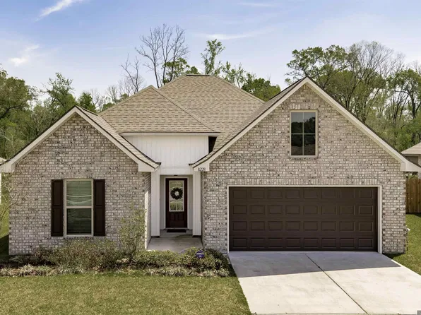 8228 Treeline Dr, Gonzales, LA 70737