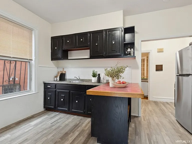 80 Bainbridge St #1 — Photo 7