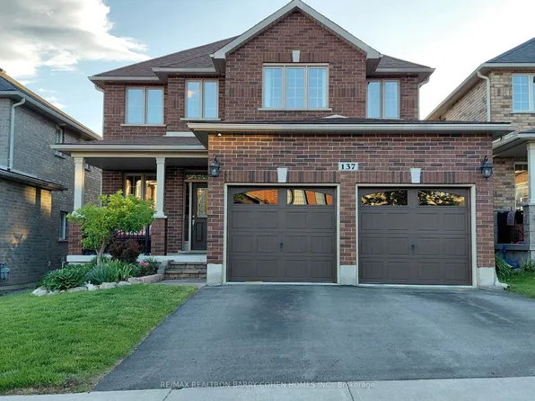 137 Jewel House Ln, Barrie, ON L4N 6E1