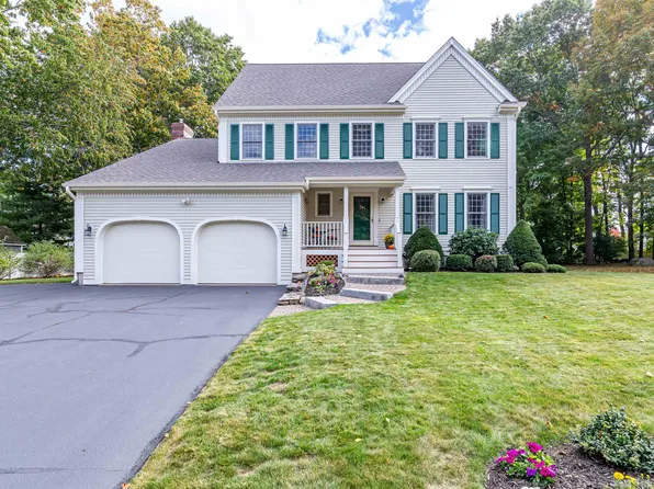 26 Alexander Drive, Hampton, NH 03842