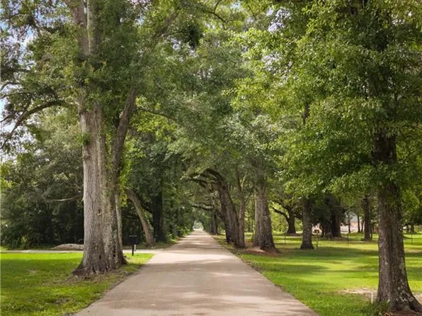4 Ed Yates Rd, Pearl River, LA 70452