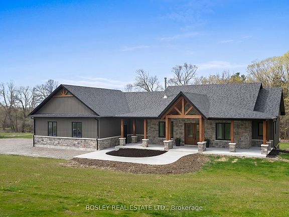 2nd image of 3922 Kennedy Rd