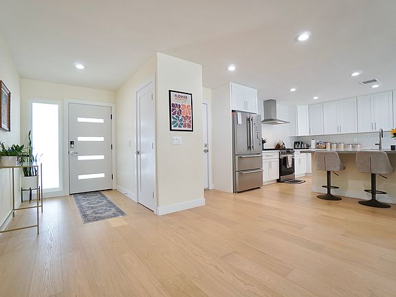 3rd image of 11202 Promesa Dr