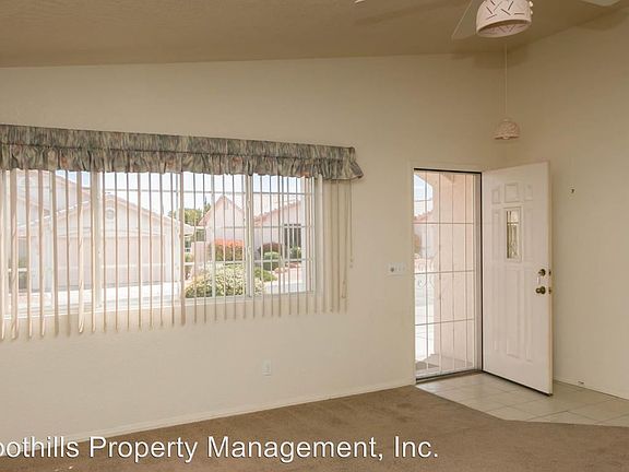 2nd image of 633 Silver Springs Cir