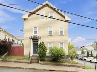 884 River Ave, Providence, RI 02908