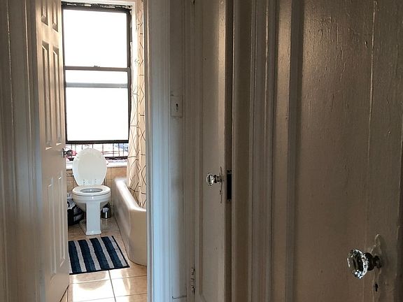 4th image of 1764 E 18th St Suite 1