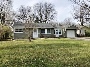 3007 Park Ct, Rolling Meadows, IL 60008