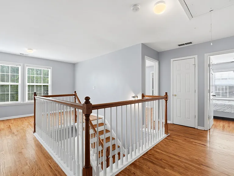 605 Lofty Ln SW — Photo 18