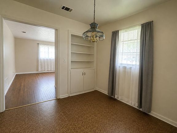 2nd image of 4115 Willis St