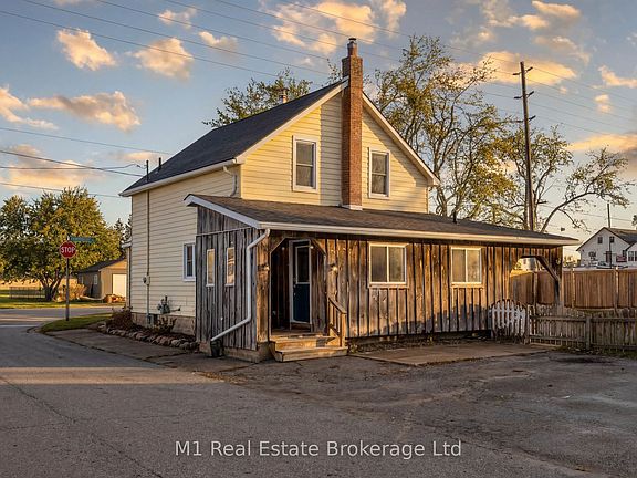 2nd image of 2665 Kressler Rd