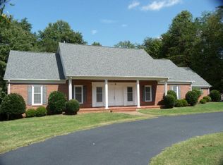 1450 Mount Olivet Rd, Martinsville, VA 24112