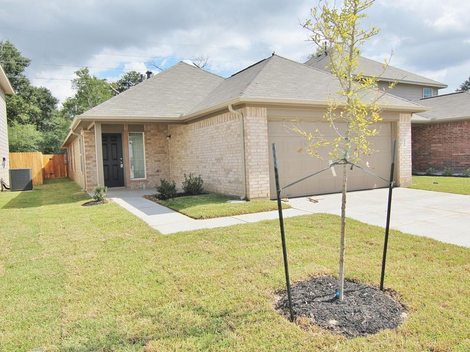 1st image of 5326 Aranas Ln
