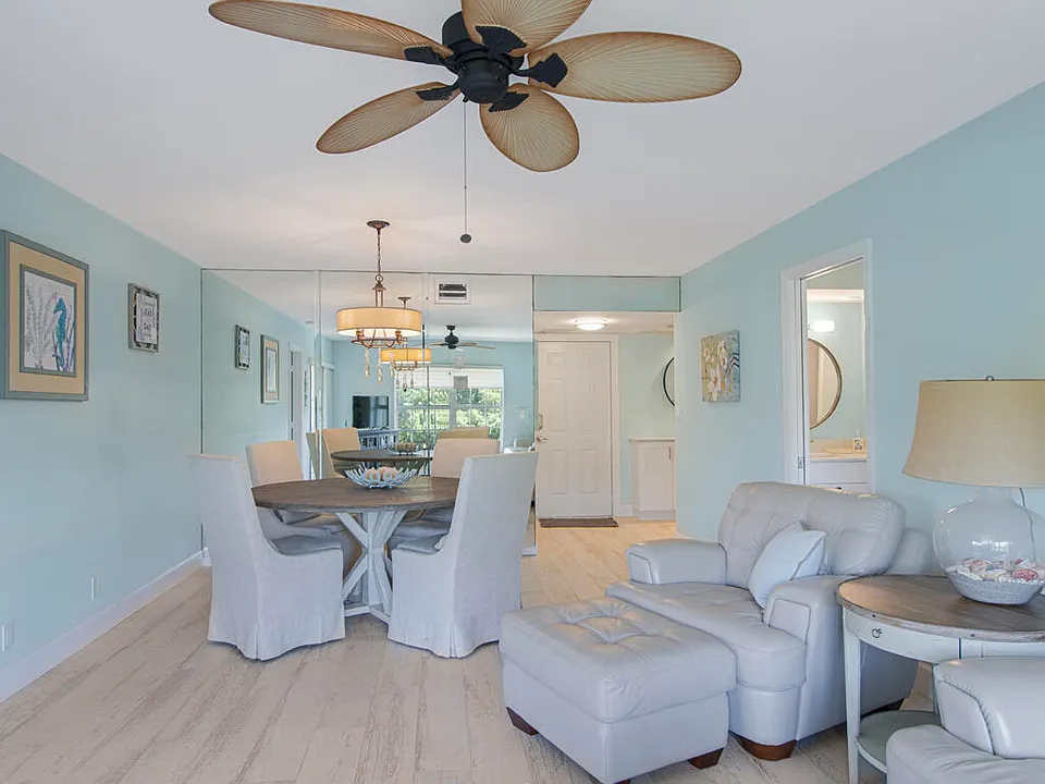 5560 Tamberlane Cir #324