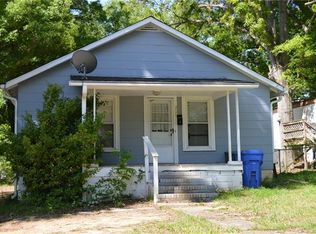 229 E Catawba Ave, Mooresville, NC 28115