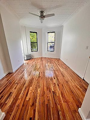 4th image of 621 Park Pl APT 1
