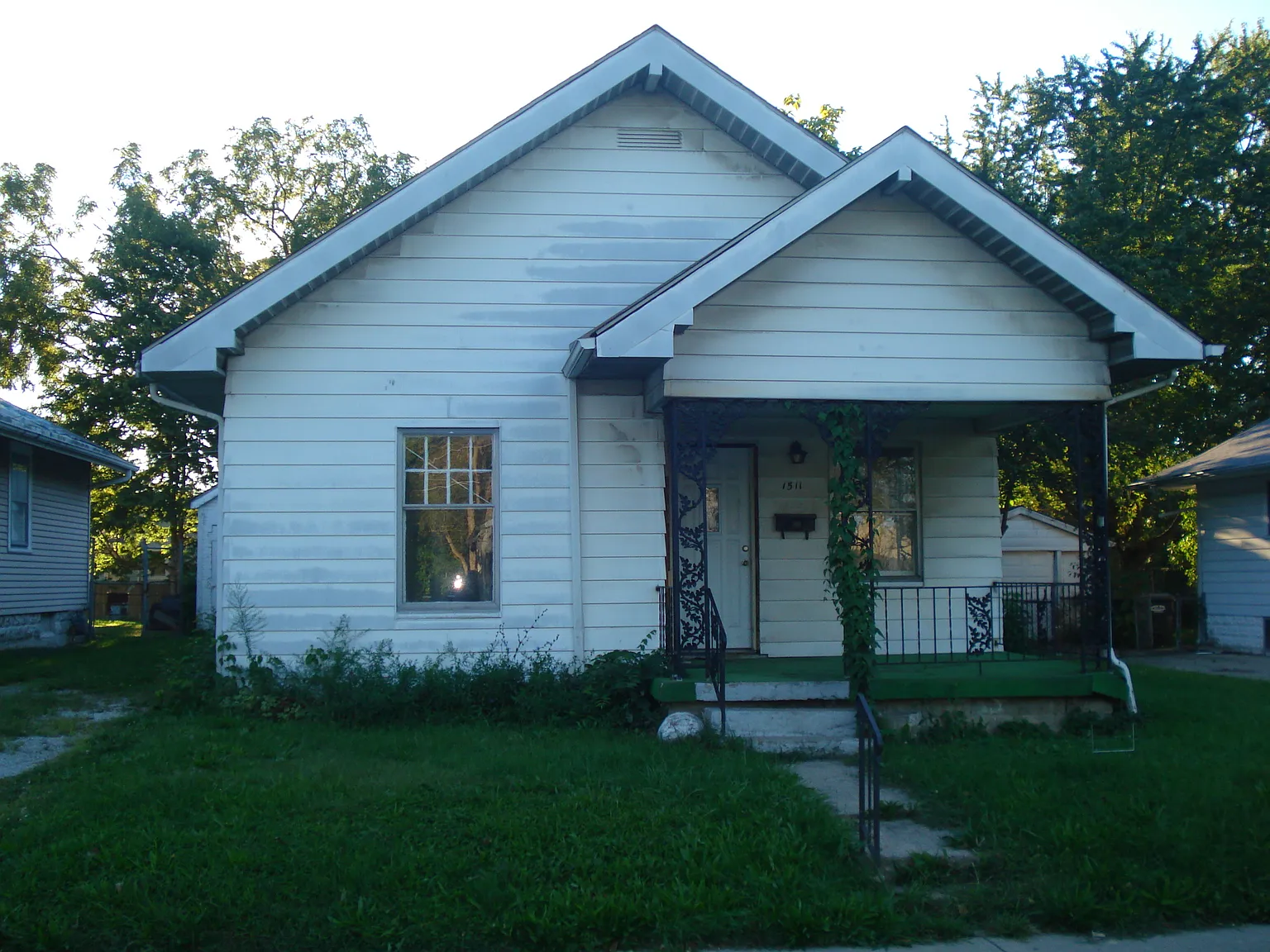 1511 Arrow Ave photo 1