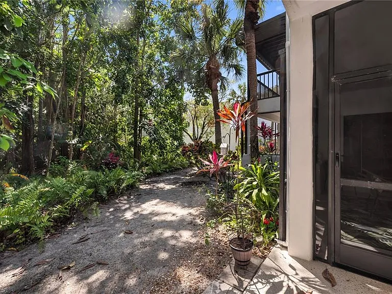 3310 Europa Dr #33 — Photo 30