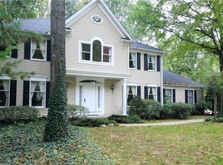 256 Brookrun Dr, Akron, OH 44321
