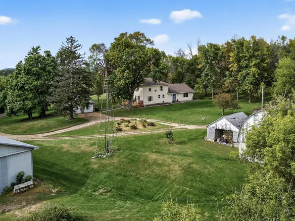 9038 Garfield Ave, Lonsdale, MN 55046