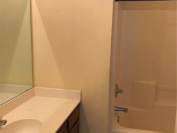 5th image of 836 Mirabell Ct
