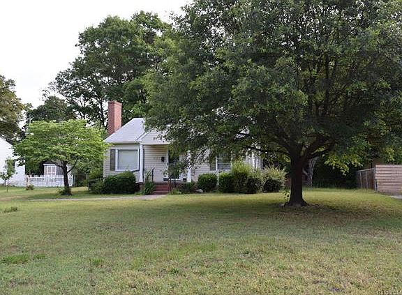 2nd image of 1212 Craig Ave
