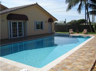 9421 SW 12th St, Miami, FL 33174