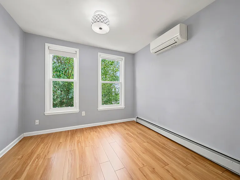 1102 Trinidad Ave NE — Photo 18