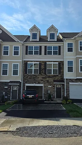 95 Potomac Ct Photo 1