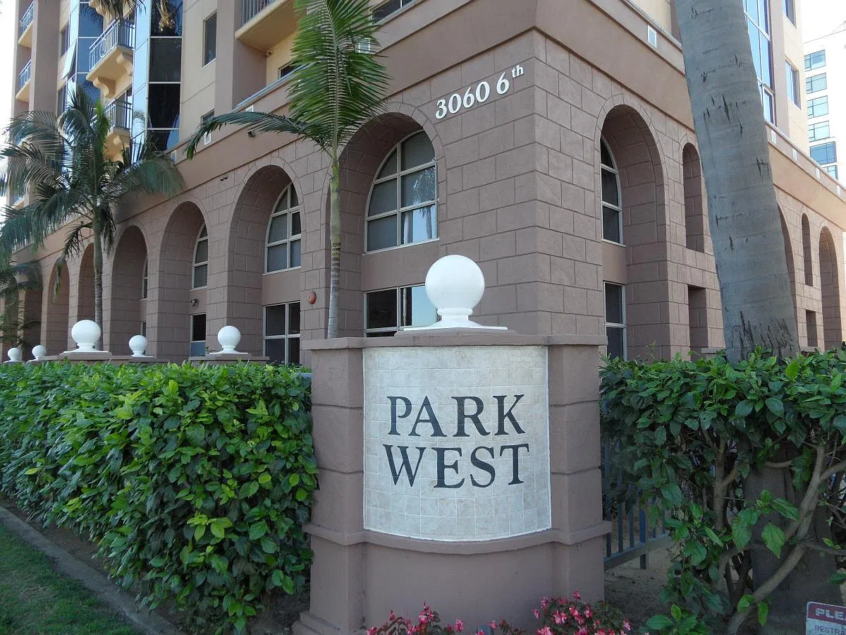 2 bed, 1357 sqft, $4,950 — Photo 2