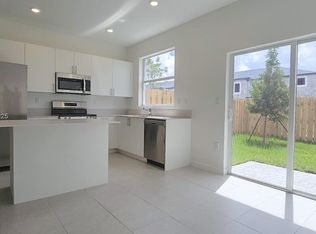 15621 SW 277th St #15620, Homestead, FL 33032