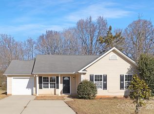 4321 Bobterry Ct, Charlotte, NC 28216