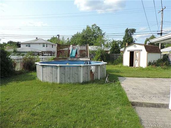 3rd image of 260 Oakvale Blvd