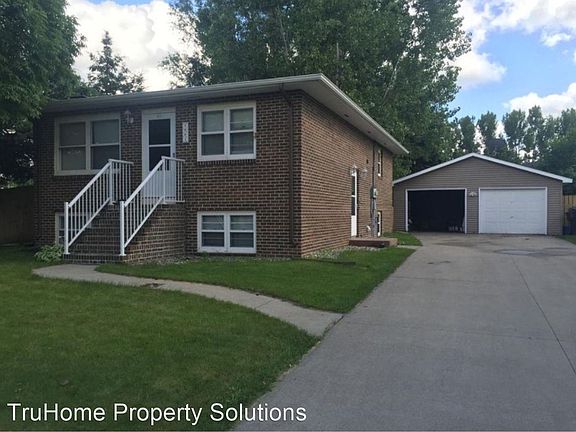 4th image of 1901 22nd Ave S #10167693