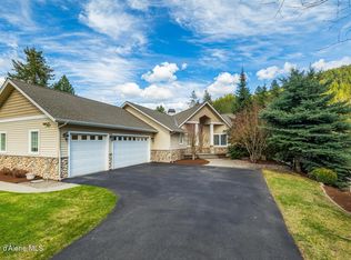 2295 E Wilbur Ave, Dalton Gardens, ID 83815