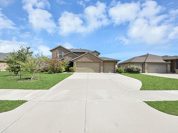 3rd image of 8907 Jamison Dr