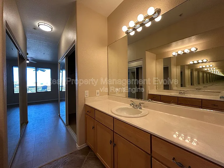 425 W Rio Salado Pkwy #317 — Photo 28