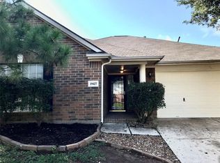 19427 Cherokee Bluff Dr, Tomball, TX 77375