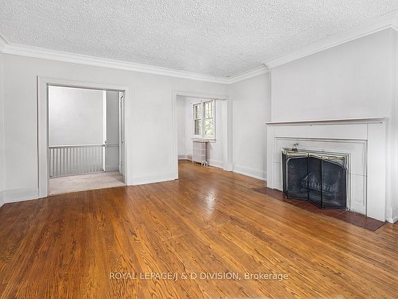 4th image of 58 Lascelles Blvd