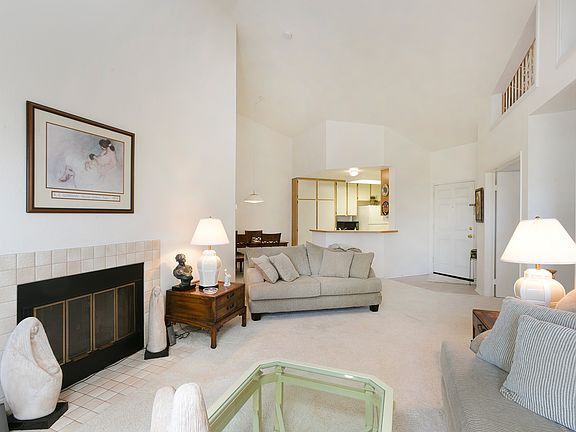 2nd image of 7127 Camino Degrazia Unit 125