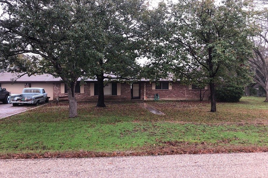 1st image of 409 Bobwhite Ln