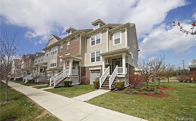 1st image of 362 Red Ryder Dr