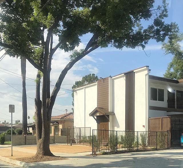 1st image of 881 N Oakland Ave APT 8