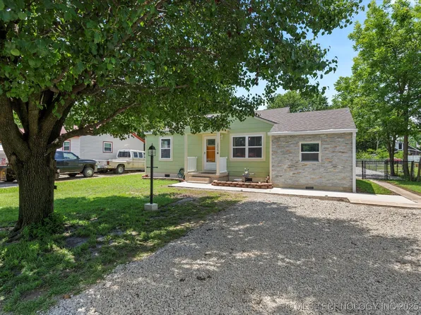 205 S Creek St, Dewey, OK 74029